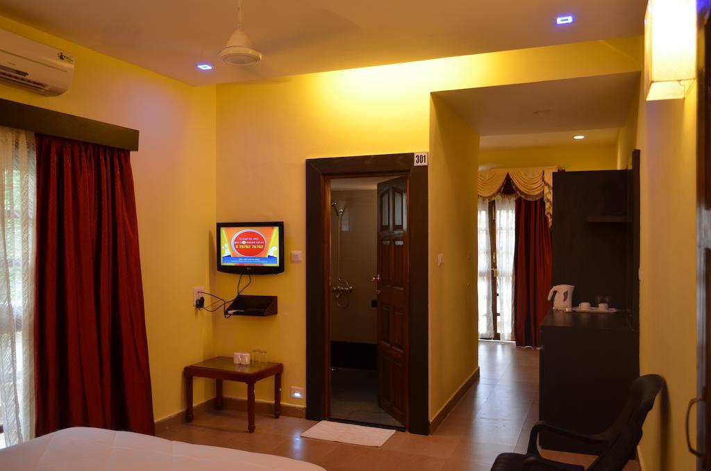 De Sai Palace Hotel Calangute Room photo